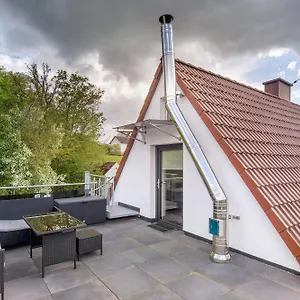 Erhardt Apartment
