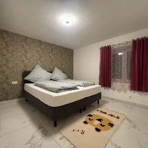 Safran Apartment